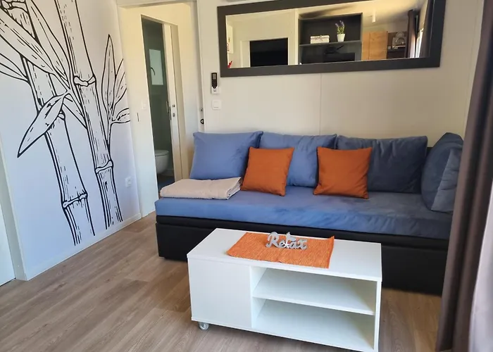 Memita Mobile Homes, Selce