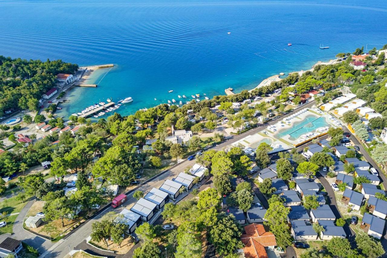 Memita Mobile Homes, * Selce